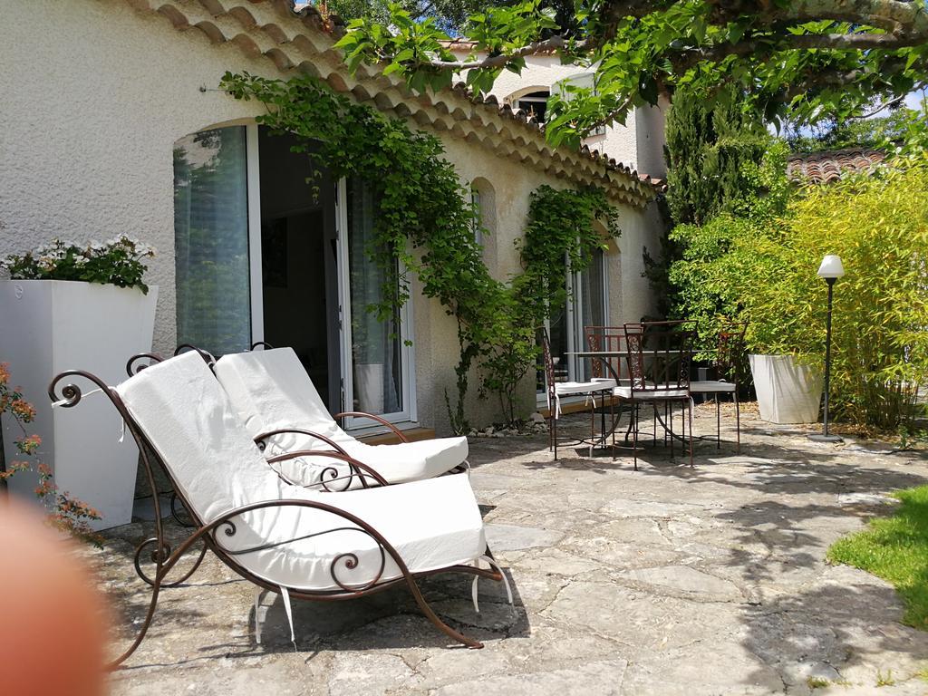 La Bastide Des Muriers Deaux Exteriör bild